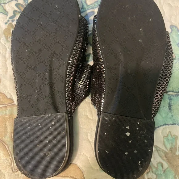 Vionic Black Sandals Double-Strap Casual Slip-On - Picture 5 of 7